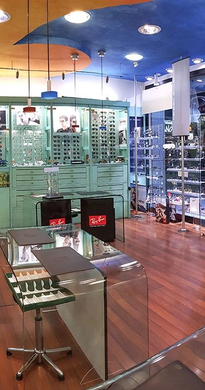Ottica Jone (home negozio Jesolo Lido 300x570px)